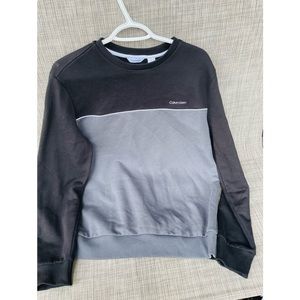 Back size M Calvin Klein sweater